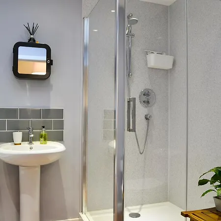 Porthole Tatil Evi Allonby
