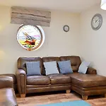 Porthole Holiday home